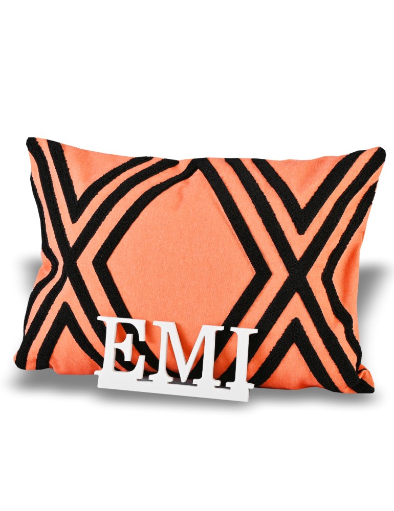 dekorativny_vankus_lina_emi dekorativny_vankus_lina_emi