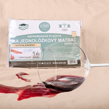 Nepremokavá plachta s gumičkou po obvode krémová EMI