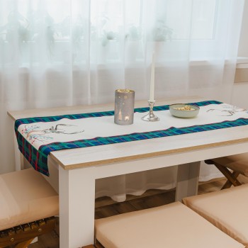 obrus_vianocny_s_jelenom_emi