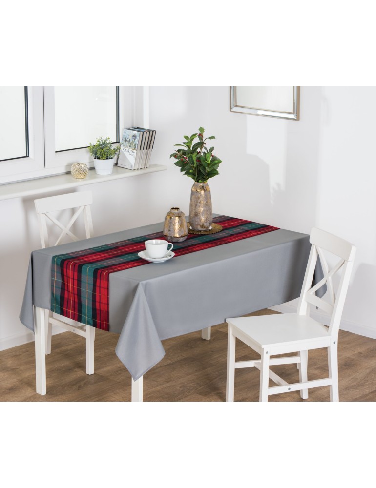 obrus_na_stol_tartan