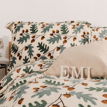 emi_mikroplys_obliecky