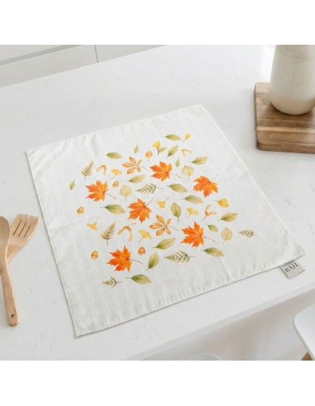 biely_damaskovy_obrus_emi