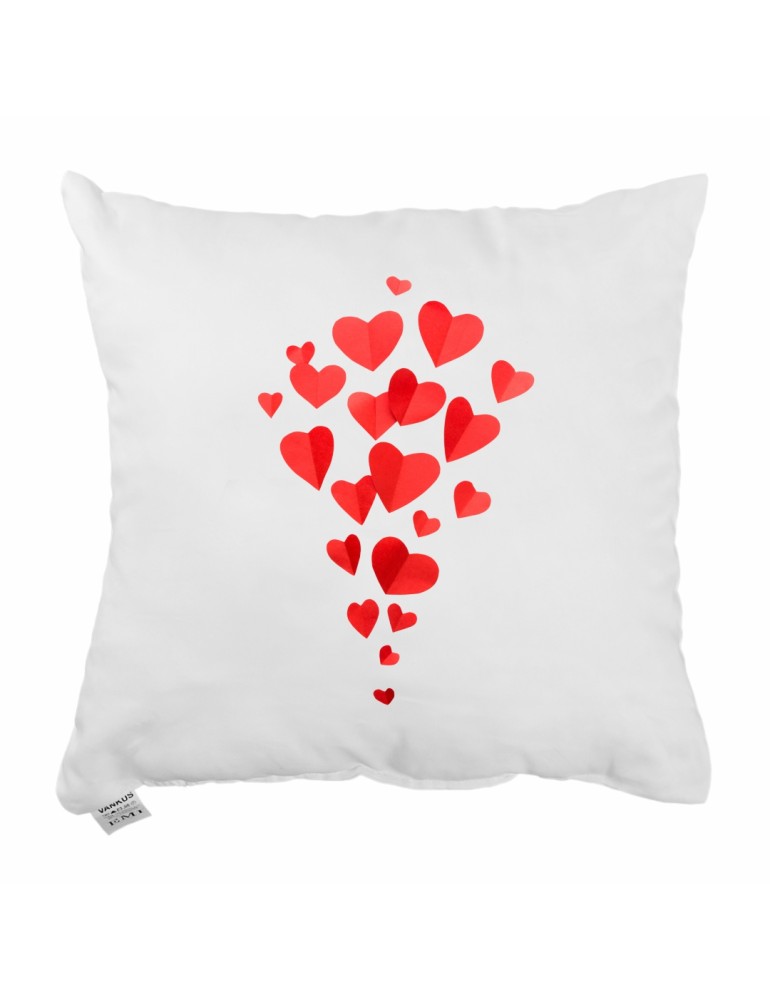 dekorativny_vankus_hearts_emi