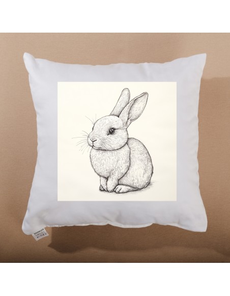 biely_dekorativny_vankus_emi