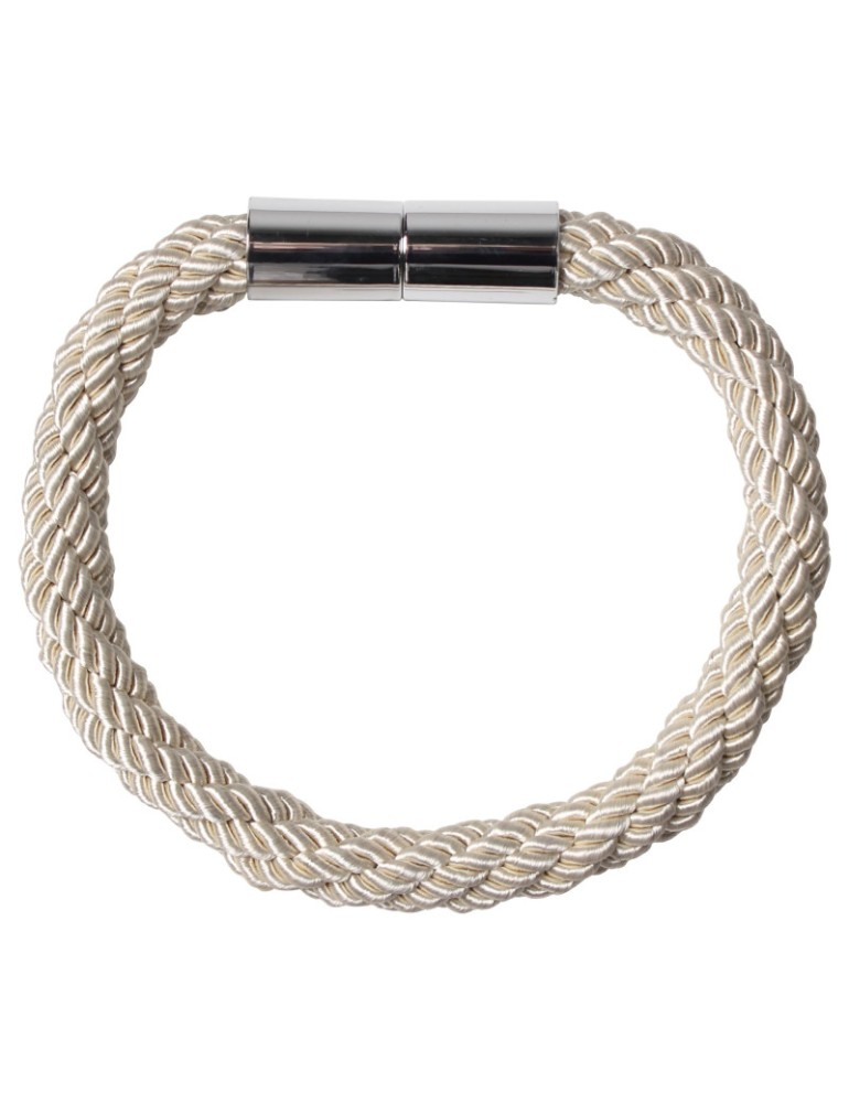 kremova_spona_na_zavesy