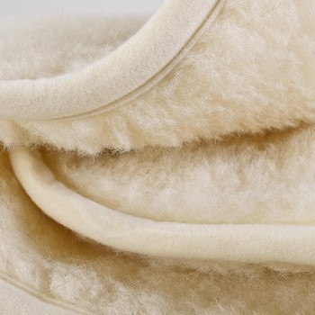 prikryvka_z_ovcieho_runa_emi