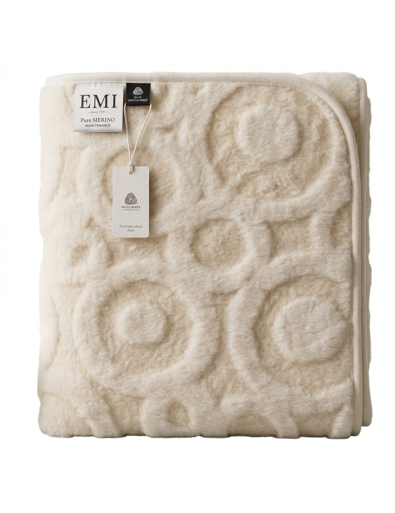 merino_deka_lumi_emi