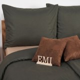tmavozelene_satenove_obliecky_emi