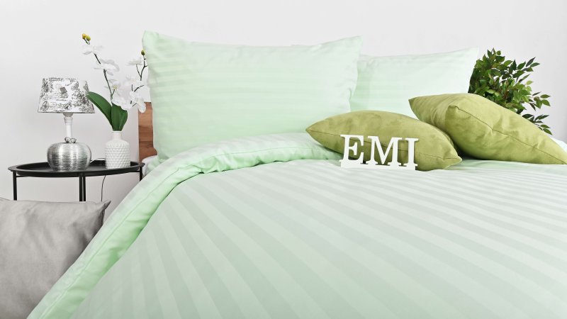 Постільна_білизна_з_дамаску_зелена_EMI