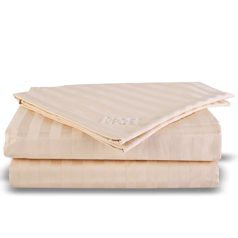 Pevna_plachta_damaskova_bezova_emi