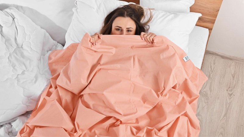 pevna_postelna_plachta_lososova_emi