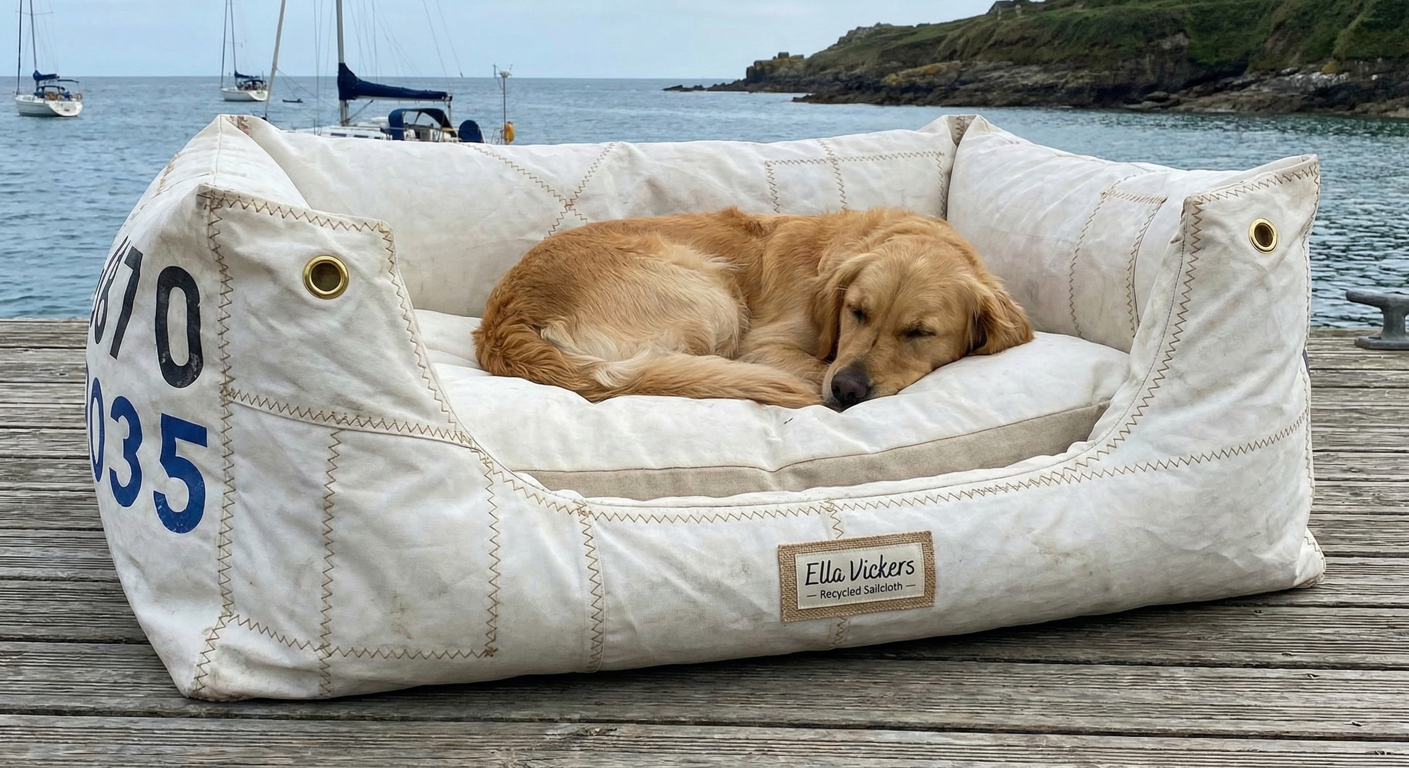 Pelech z lodnej plachty