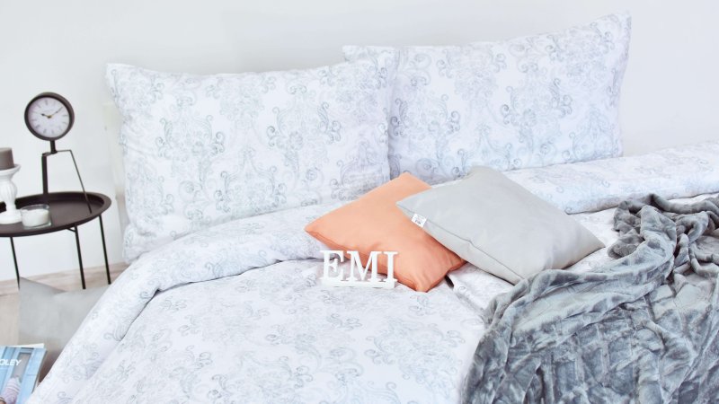 biele bavlnene obliecky Poetics saten