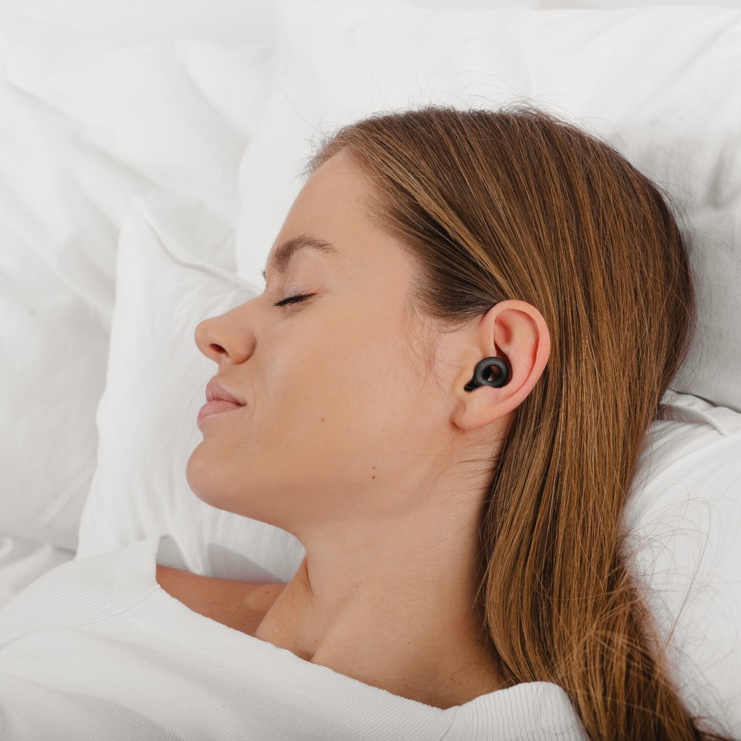 stuple_do_usi_na_spanie_emi