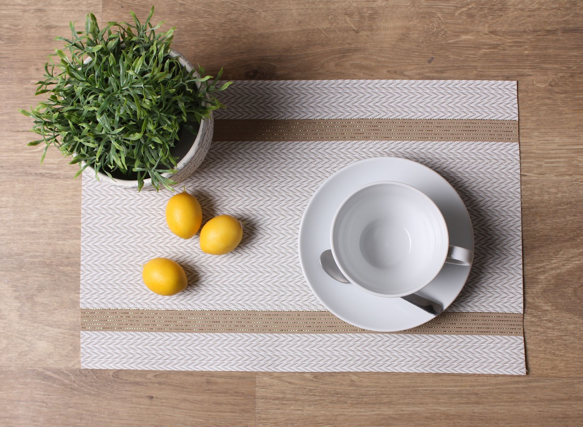 podlozka_pod_tanier_direct_bezova