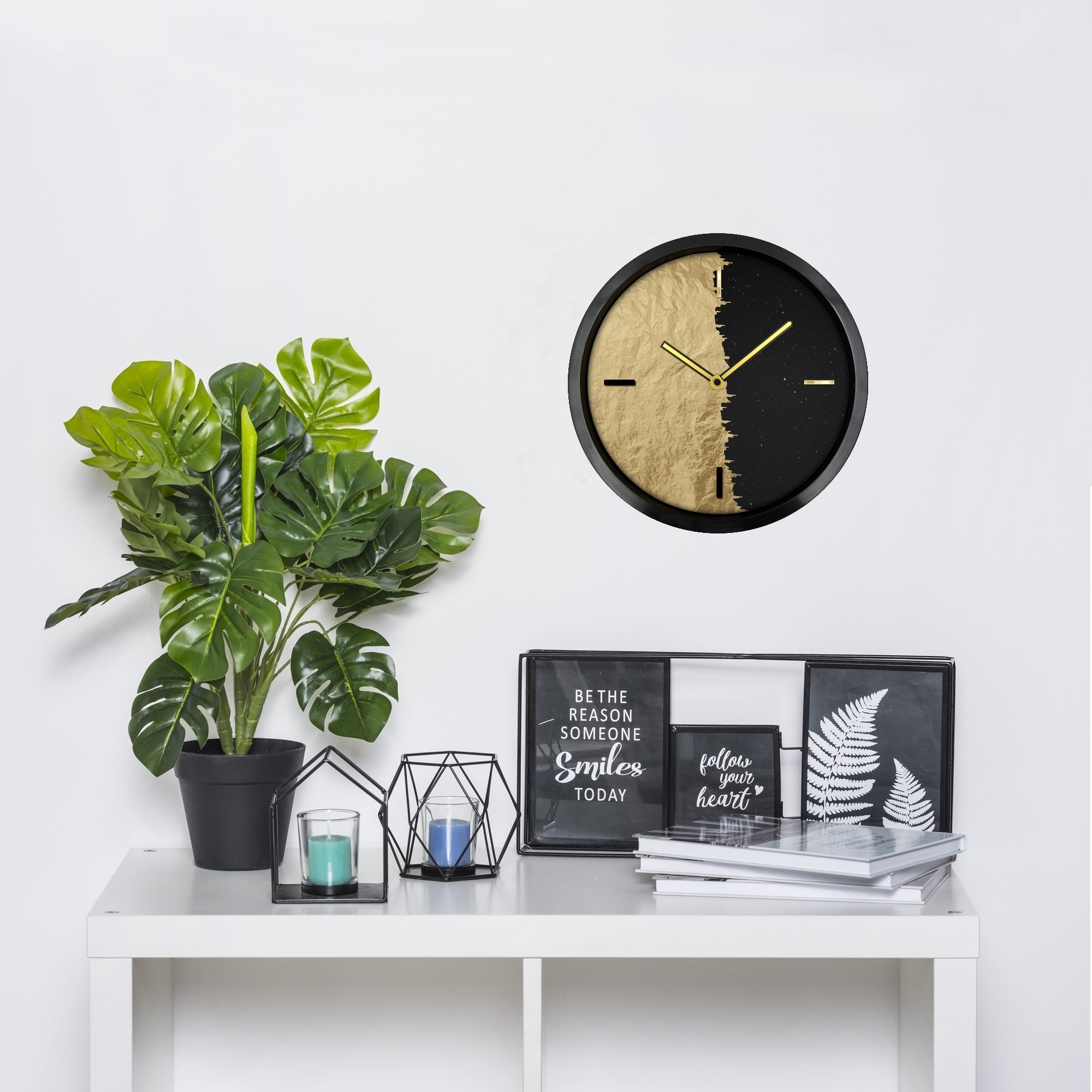 hodiny_na_stenu_doro