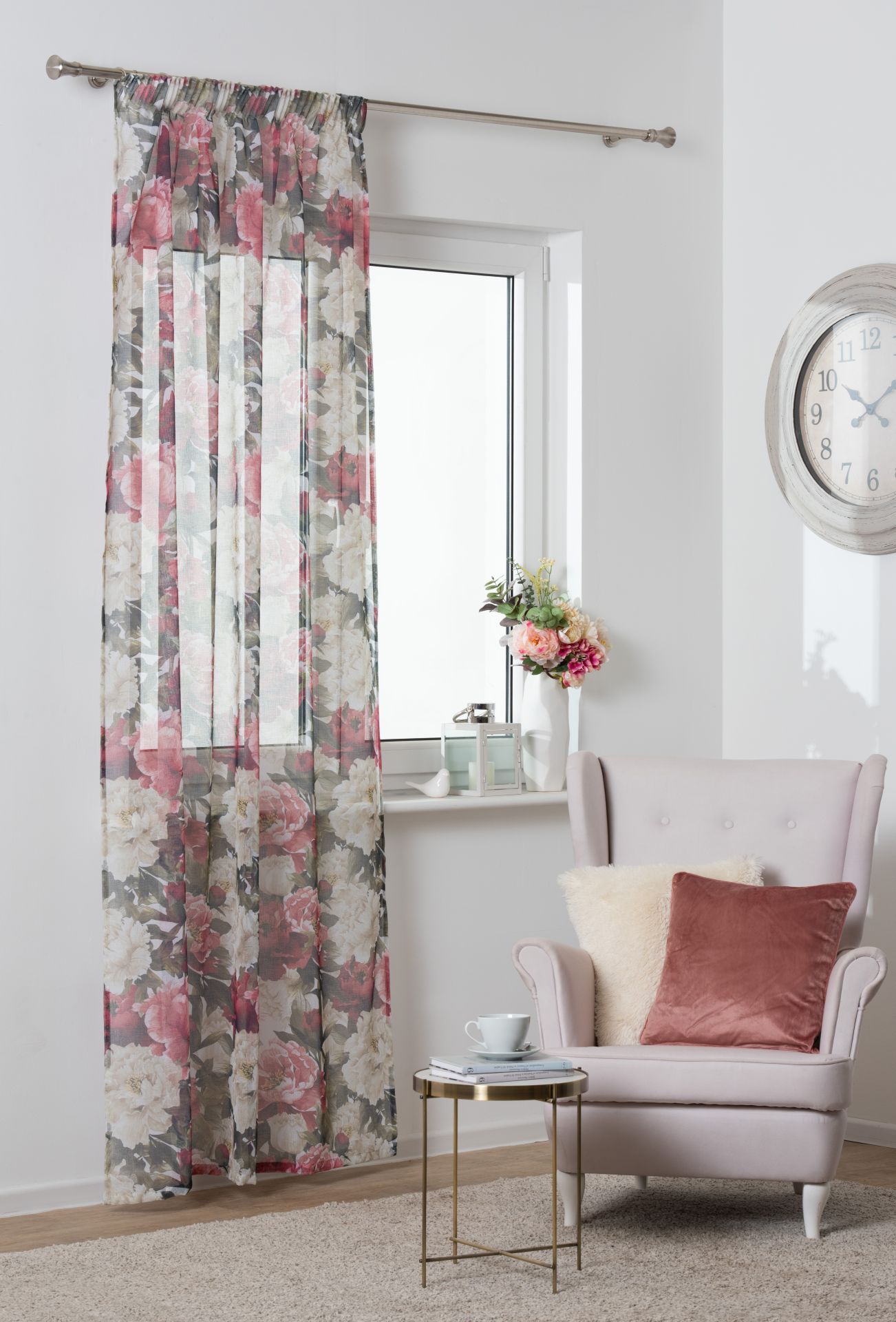 dekoracny_zaves_pivoine