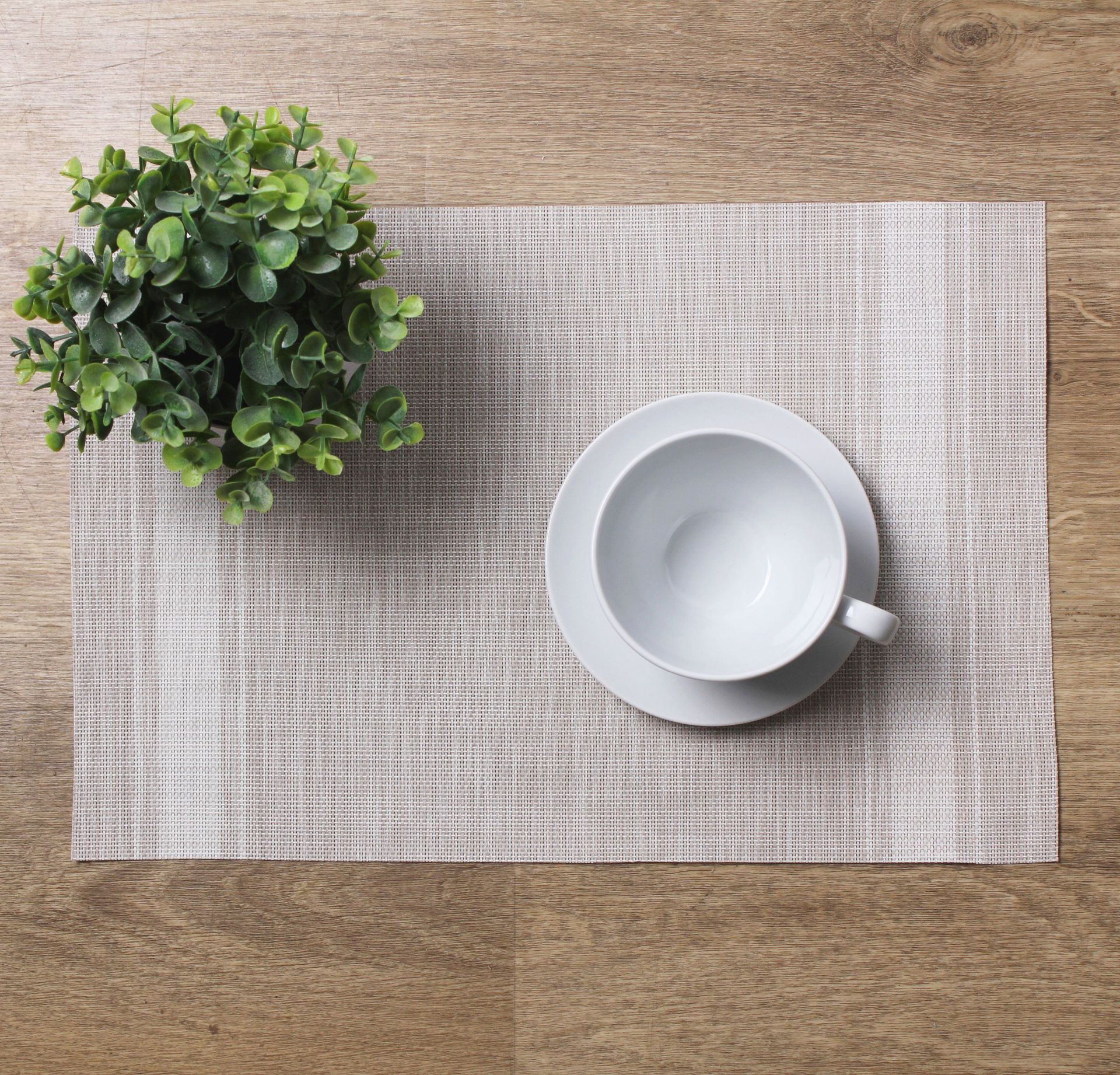 podlozka_pod_tanier_nude