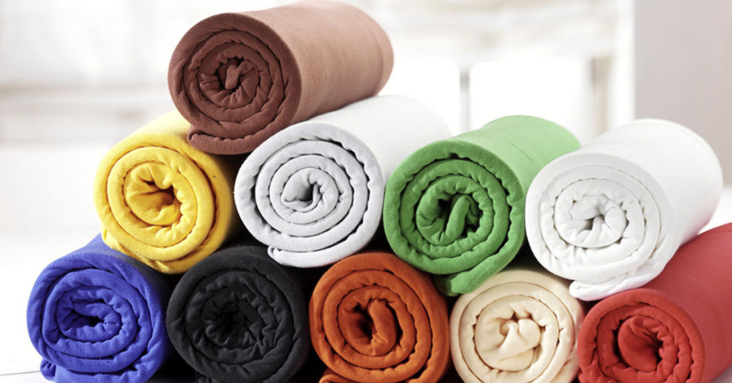 AKO SA STARAŤ O POSTEĽNÉ PLACHTY, ABY SME PREDĹŽILI ICH ŽIVOTNOSŤ?