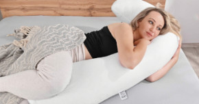 TEHOTENSKÝ VANKÚŠ A HNIEZDO DO POSTIEĽKY – NEŽNÍ POMOCNÍCI PRE MAMY AJ BÁBÄTKÁ